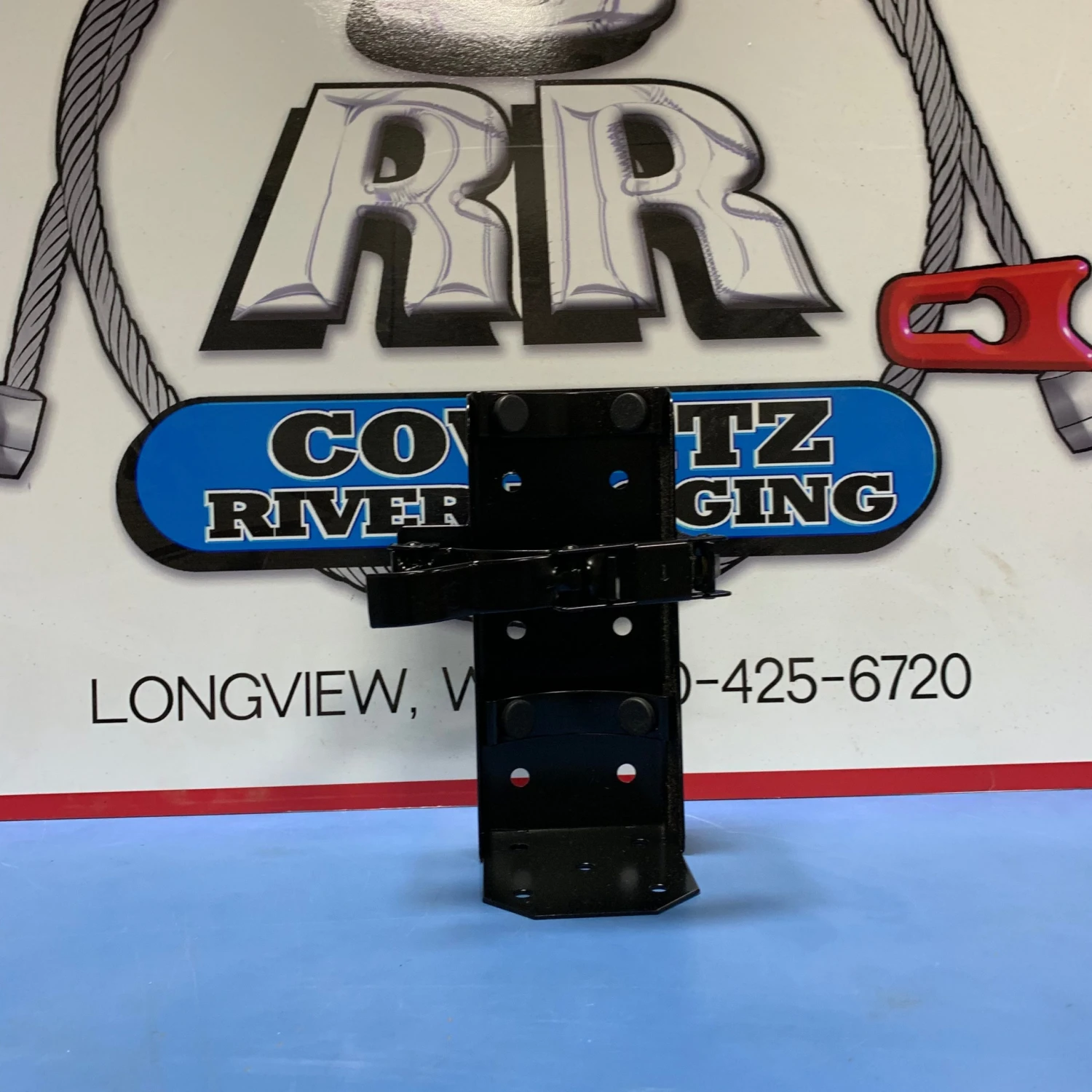 004_517746f5-7e1d-4160-b568-956bcedc219d.jpg AMEREX FIRE EXTINGUISHER BRACKET