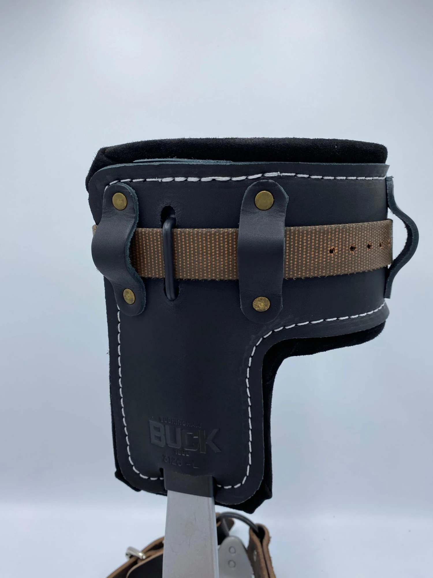 BUCKINGHAM 3126 L-SHAPE LEATHER CLIMBING PADS Arborists & Tree Care 1 BUCKINGHAM 3126 L-SHAPE LEATHER CLIMBING PADS Arborists & Tree Care