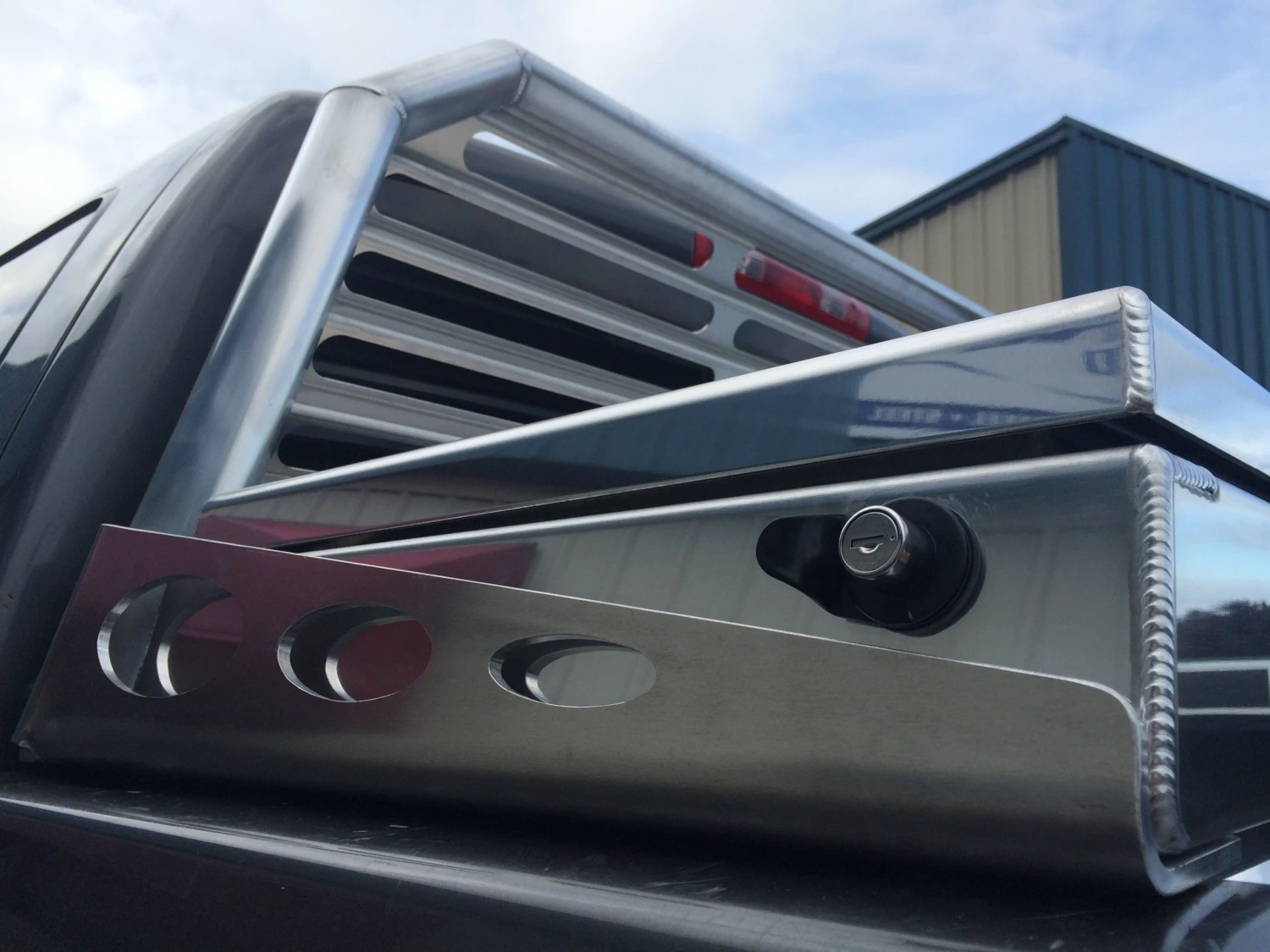 WICKUM TRUCK BOX FULL SIZE SINGLE LID 3 WICKUM TRUCK BOX FULL SIZE SINGLE LID